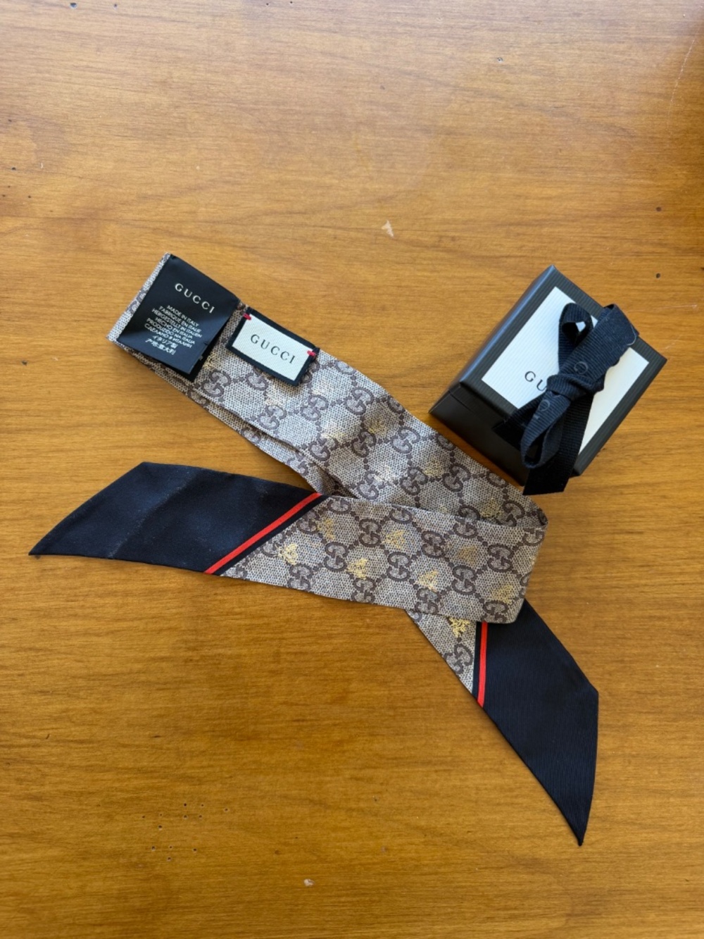 Gucci Scarf - Picture 2 of 3